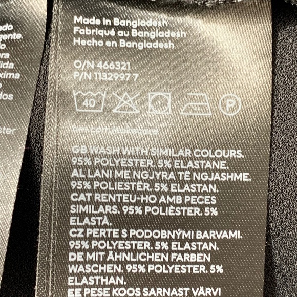 H&M Black Short Sleeve Blouse Women’s Size S Boat Neck Stretchy Polyester Top - Picture 6 of 7